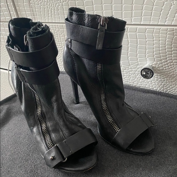 Dolce Vita leather booties - Picture 3 of 7